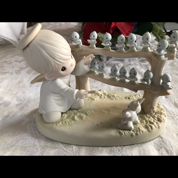 Precious Moments figure Limited Edition
